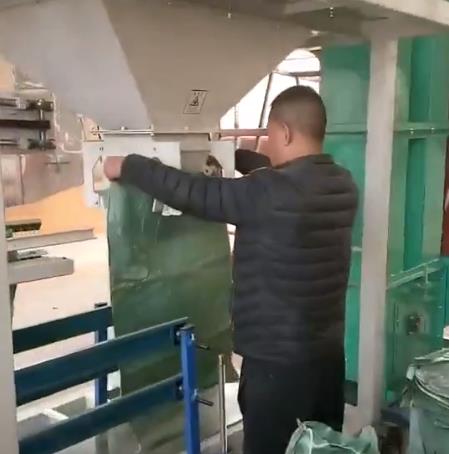 試機(jī)現(xiàn)場